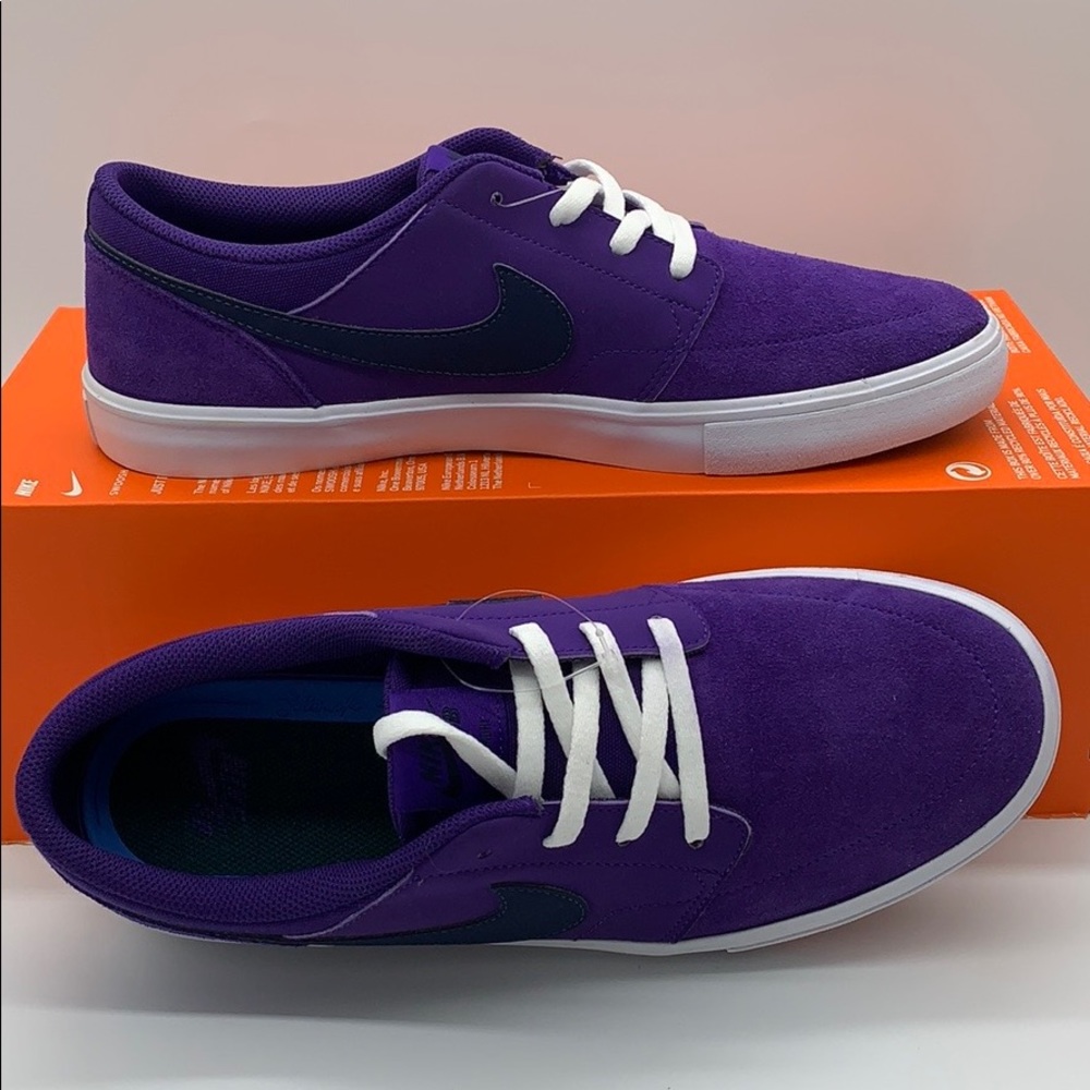 Nike men’s sneakers - Picture 2 of 16